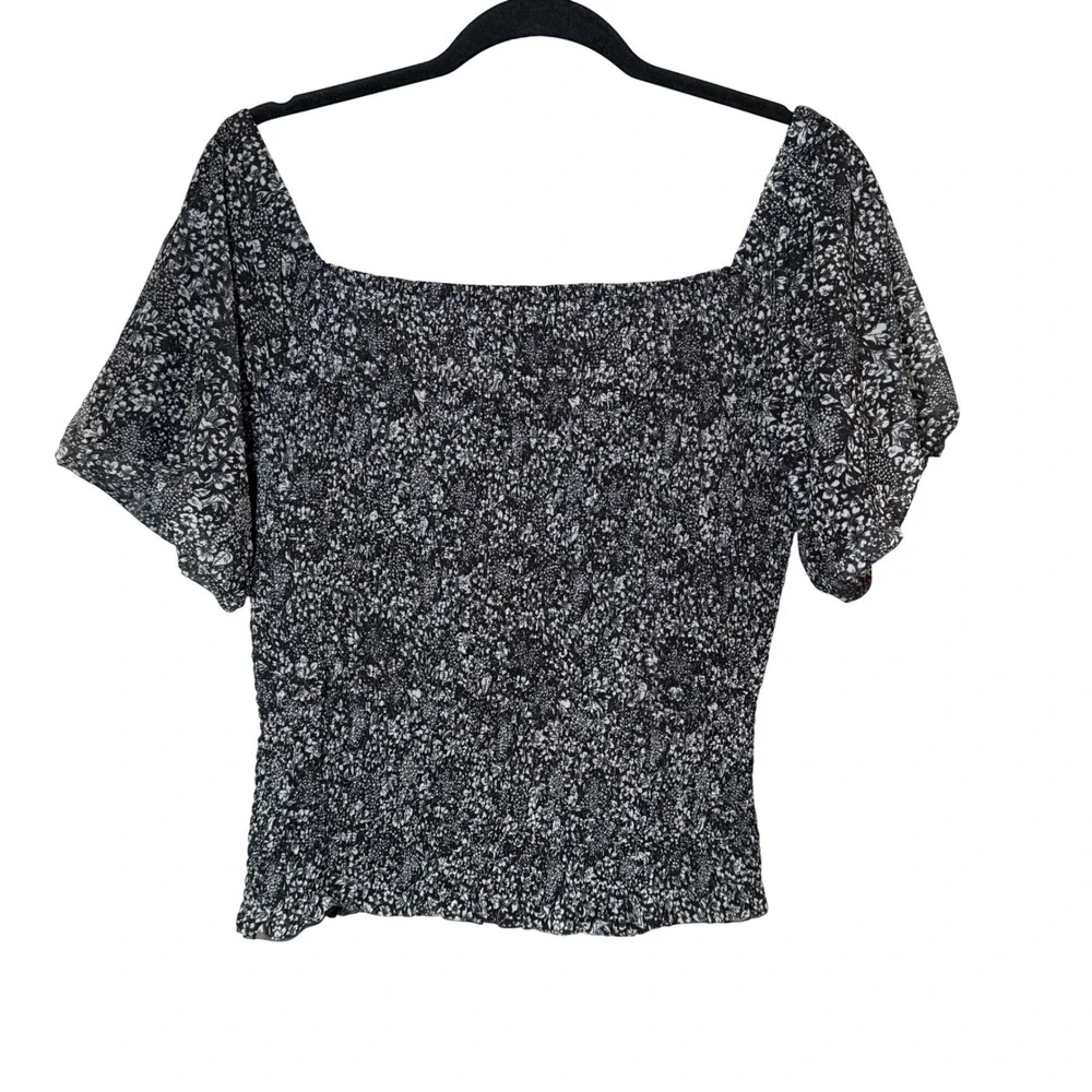 Anthropologie Aurelia Smocked‎ Shirt Puff Short Sleeve Black White Size Large